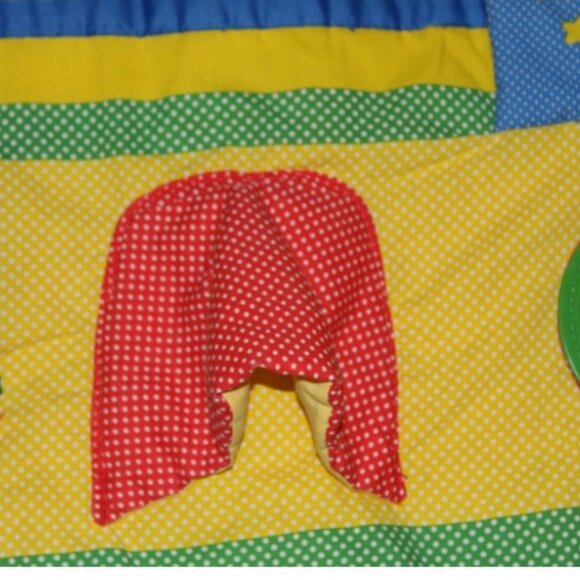 Vintage Playskool Fold N Go Activity Blanket Play Mat Quilt 29X29 - Picture 3 of 5